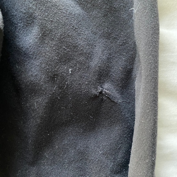 Black lululemon leggings - Picture 4 of 4